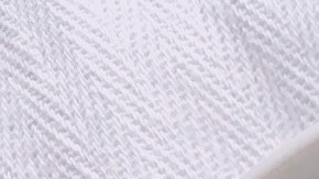 Empezaron con la salsa Chilttepica, una combinación del nombre de este chile con pica, y posteriormente introdujeron a su abanico de productos