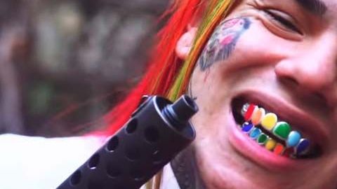 Tekashi cumpliría entre 14 y 19 años de cárcel.