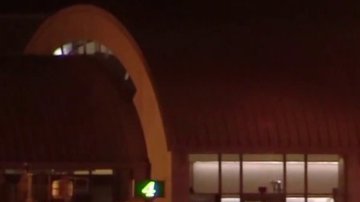 El equipo de emergencia del aeropuerto John Wayne respondió ante el incidente a las 11:20 p.m.