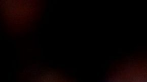 El delantero argentino del Barcelona Lionel Messi celebra su doblete ante el Olympique de Lyon.