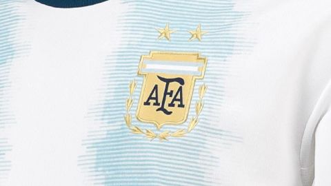 Detalle de la nueva camiseta de Argentina.