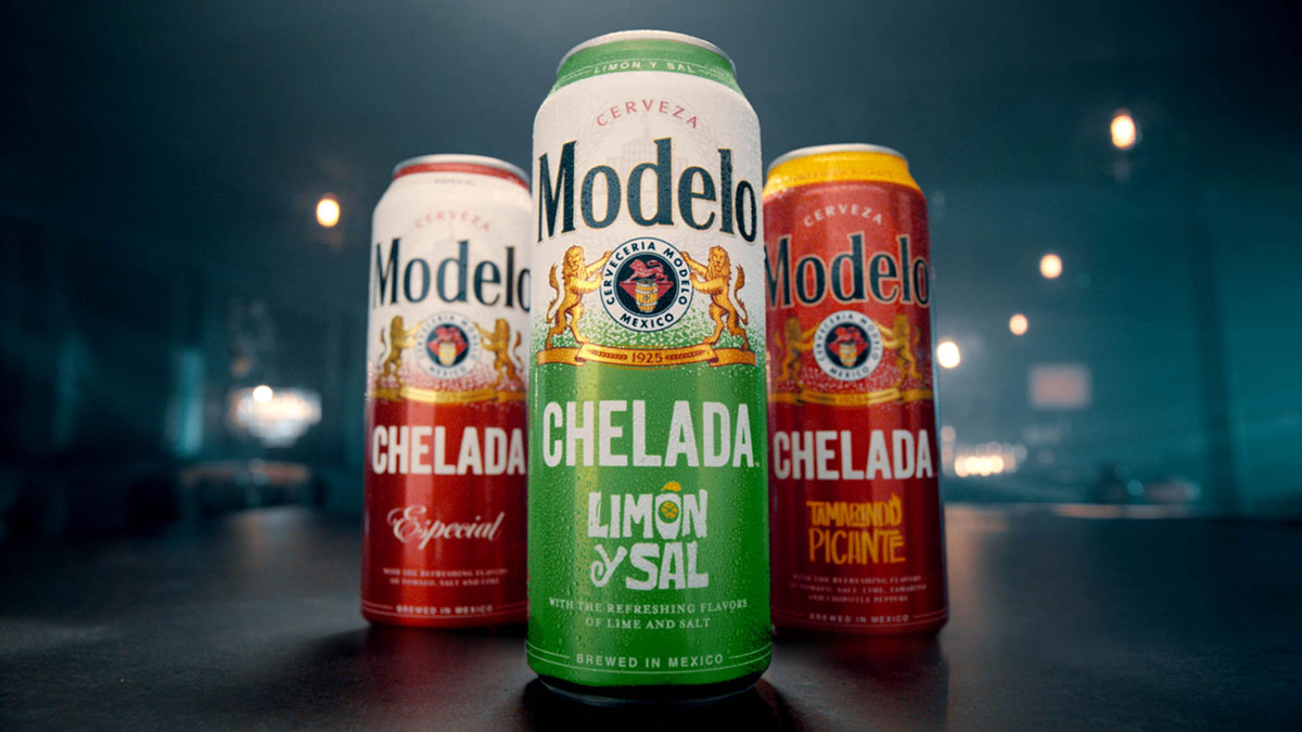 Tienes sed? Modelo lanza nueva Chelada Limón y Sal lista para beber - La  Raza