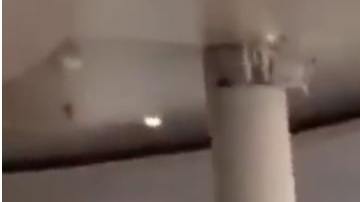 Veinte de los evacuados tuvieron que ser hospitalizados con fracturas y cortadas.