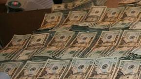 El gobierno trata de decomisarle los 12 millones de dólares que estima que blanqueó.