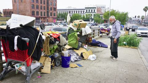 Ciudades del sur de Los Ángeles se movilizan contra un posible aumento de desamparados. (AFP/Getty Images)