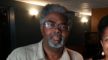 Foto publicada por la concejal de Oakland, madre del estudiante asesinado, durante la celebración del último cumpleaños de Víctor McElhaney.