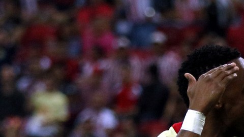 América se impuso 0-2 a Chivas en el estadio Akron de Guadalajara