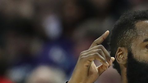 James Harden guió a los Rockets al triunfo sobre Atlanta Hawks