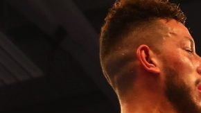 El inglés Sam Maxwell noqueó al límite al francés Sabri Sediri en Leicester, Inglaterra.