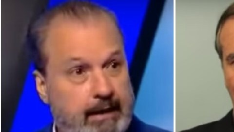 Roberto Gómez Junco analiza no sólo el fútbol sino la agenda política mexicana.