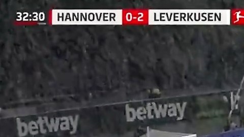 Así lució el campo en el estadio HDI Arena de Hannover este domingo.