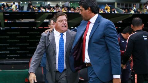 Hasta ahora Miguel Herrera, técnico del América, se mantiene invicto en la casa de Chivas