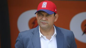 Jose Saturnino Cardozo, fue cesado por Chivas tras perder con los Pumas.