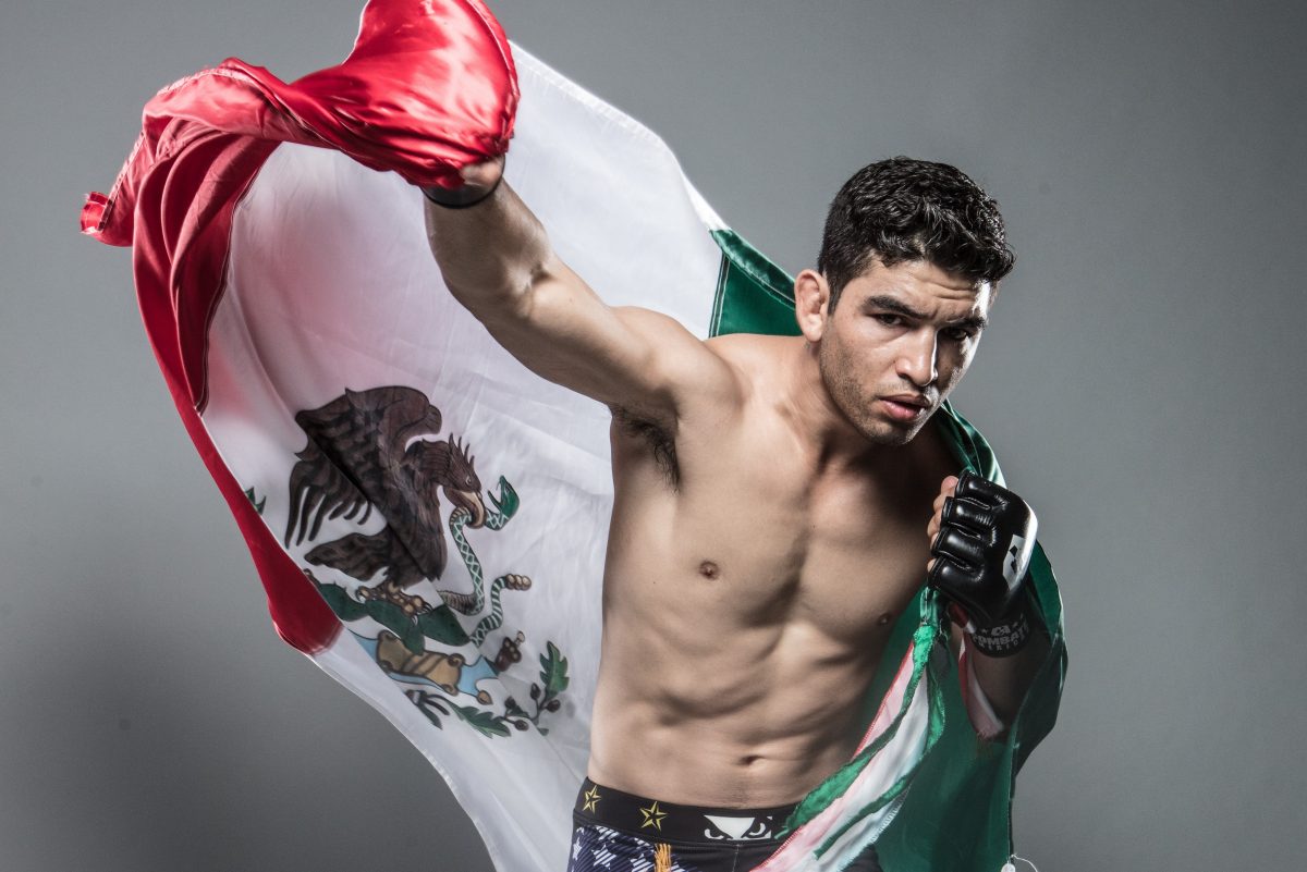 El 'Dreamer' José Pochito Alday, destacado peleador de artes marciales mixtas en Combate Americas.