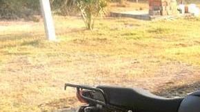 La moto Italika incautada por las autoridades.