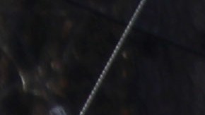 Trabajadores reparan cables de electricidad en Paradise, California.