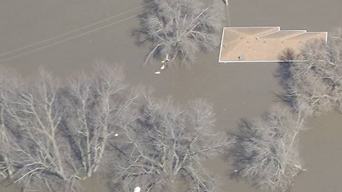 Los diques fallaron en el río Missouri en el condado de Fremont, el 23 de marzo.
