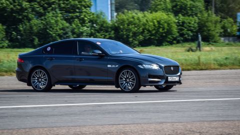 jaguar xf