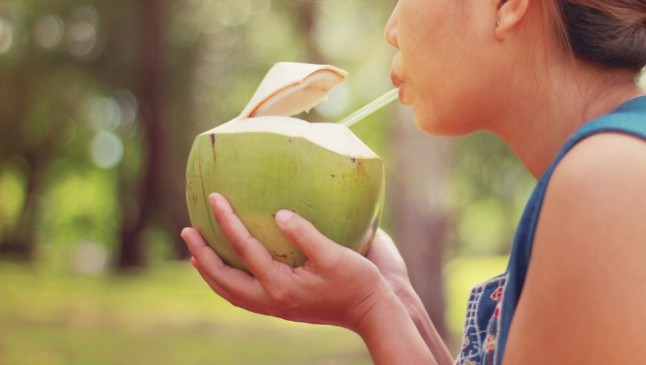 para que sirve el agua de coco en embarazo para que sirve el agua de coco en embarazo