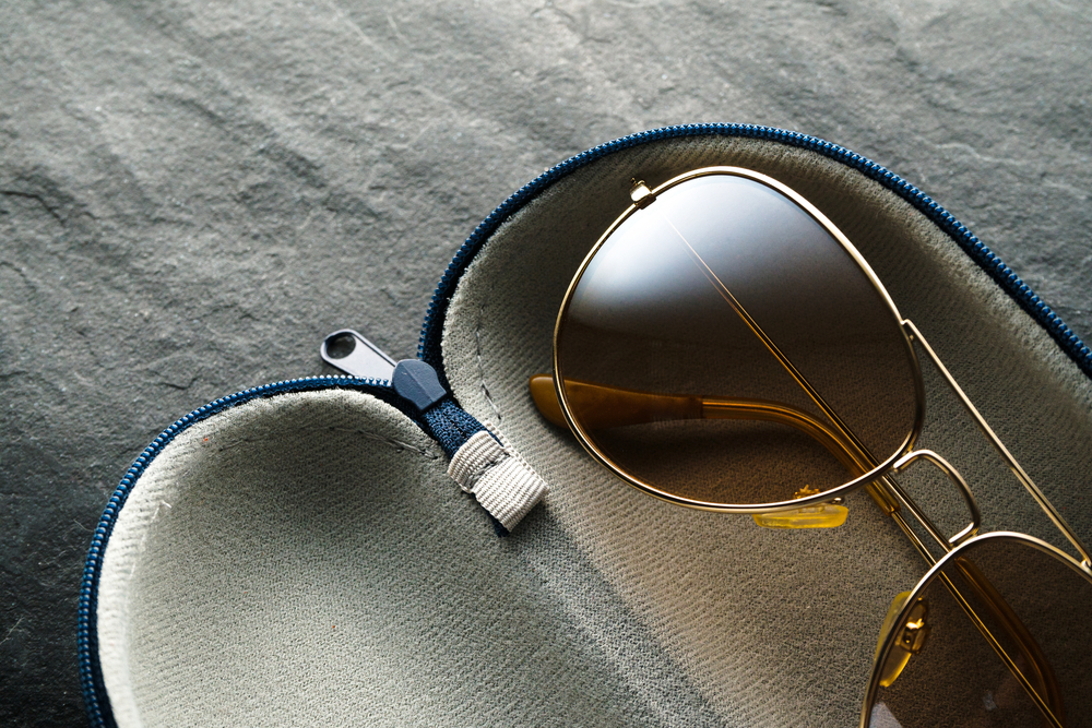 wusond Gafas de sol Dragon Ball Super Eyeglass Case Guard Set Portable Travel Zipper Funda de neopreno suave para gafas 
