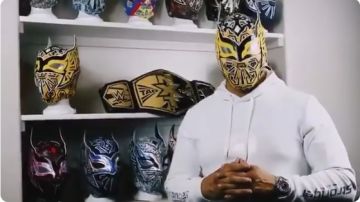 "Sin Cara", el famoso luchador de la WWE, le mandó un especial mensaje a Raúl Jiménez