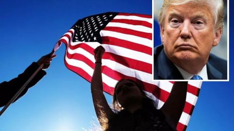 El Gobierno del presidente Trump ha pedido que inmigrantes que arriban al país hablen inglés.