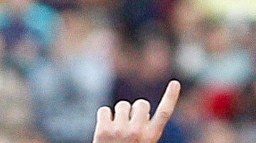 El delantero argentino del FC Barcelona Lionel Messi lidera la lista de ingresos de los futbolistas en el mundo.