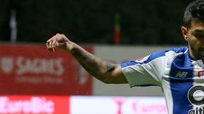 "Tecatito" Corona llegó a 28 partidos disputados en la Champions League