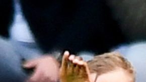 El brasileño Matheus Cunha del Leipzig celebra su gol frente al Bayer Leverkusen.