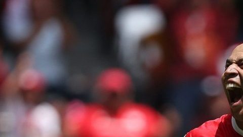 El jugador de Toluca Edgar Pardo hizo un doblete ante Monterrey.