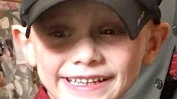 Andrew "AJ" Freund de cinco años fue presuntamente asesinado por sus padres.