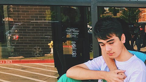 Los sueldos de algunos empleos para jóvenes son mayores al mínimo.