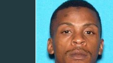 El sospechoso fue identificado como Eric Holder, de 29 años.