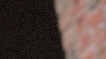 Felicity Huffman sale del Palacio de Justicia, John Joseph Moakley, después de comparecer ante el Tribunal Federal para responder a los cargos derivados del escándalo de admisión a la universidad el 3 de abril de 2019 en Boston, Massachusetts.