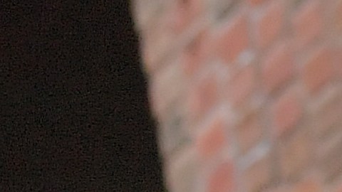 Felicity Huffman sale del Palacio de Justicia, John Joseph Moakley, después de comparecer ante el Tribunal Federal para responder a los cargos derivados del escándalo de admisión a la universidad el 3 de abril de 2019 en Boston, Massachusetts.