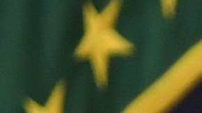 El presidente viajó a la frontera tras pedir acabar con el sistema de asilo.