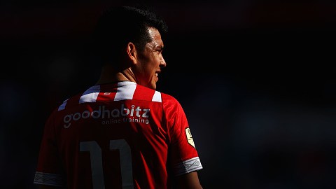 Hirving Lozano no sufre una lesión de gravedad, pero será sometido a más estudios