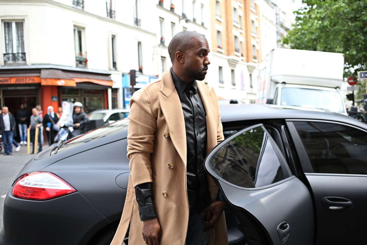 Estos Son Los 5 Autos Mas Insolitos De Kanye West La Opinion