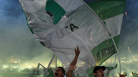 Aficionados del Atlético Nacional se enfrentaron a seguidores de Jaguares de Córdoba