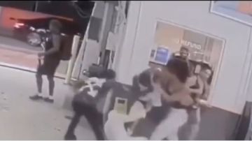 La golpiza del boxeador Shakur Stevenson fue grabada por una cámara de seguridad