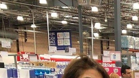 El escritor Randy Jurado (d) estará firmando su libro ‘El Cipitío’ este sábado 27 de abril en Costco-Norwalk desde las 10:00. (Suministrada)