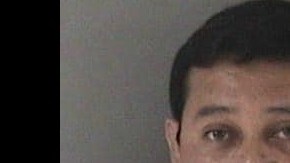 El sacerdote David Mendoza-Vela, fue arrestado el 30 de marzo en Freemont, California.