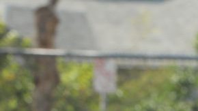 A pesar de su fama, Nipsey Hussle siempre se mostró orgulloso de sus orígenes modestos y callejeros en el sur de Los Ángeles, una zona conocida por la pobreza y la criminalidad.