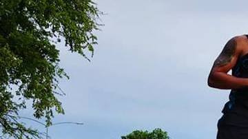 Patrick Pressgrove paró el cronometro en 4:17:58 segundos en Boston, una hazaña extraordinaria cuando se considera que Patrick no tiene piernas.