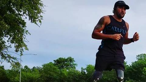 Patrick Pressgrove paró el cronometro en 4:17:58 segundos en Boston, una hazaña extraordinaria cuando se considera que Patrick no tiene piernas.