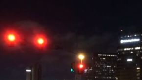 En los informes a la policía se indicó que los sospechosos huyeron en una camioneta SUV Cadillac Escalade.