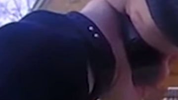 Imágenes de un policía disparando a un sospechoso.