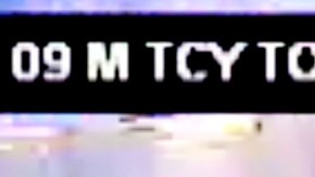 La mujer fue sacada de las instalaciones del Metro.