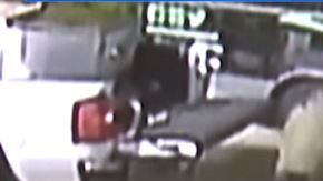 Autoridades creen que los sospechosos manejaban una camioneta rentada