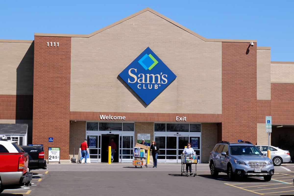 Si compras una membresía de Sam's Club, te obsequian una tarjeta de regalo  con dinero para gastar - La Opinión